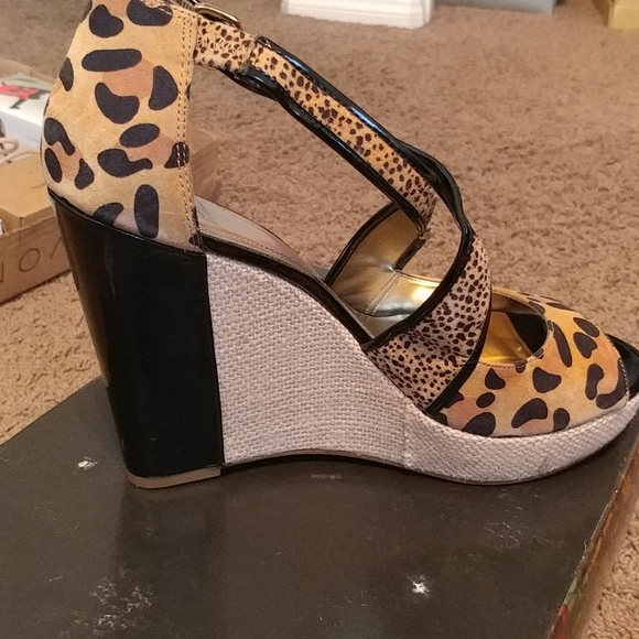 Wedge Heels - Picture 12 of 14